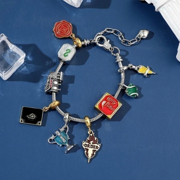 Silver Plated Harry Potter Order Of Phoenix Themed Charm Bracelet - Picture 4 of 6